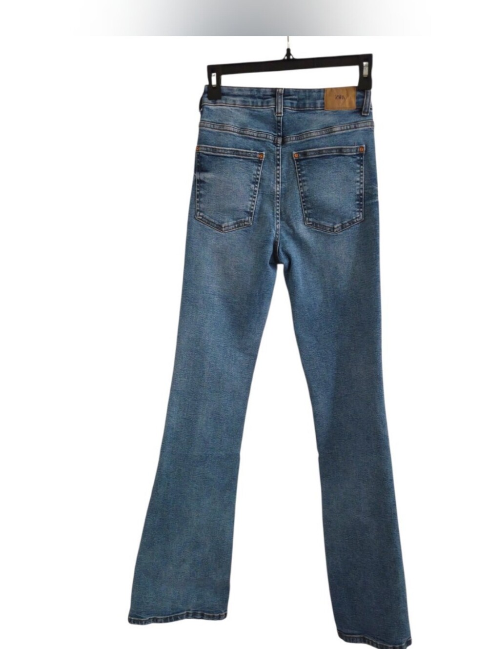 Zara Flare Leg High Rise Jeans Size 4 Medium Wash Y2K Full Length - Picture 3 of 6